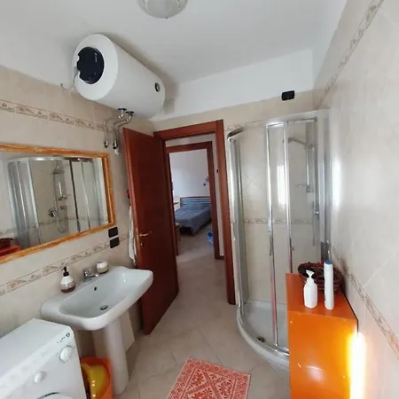 Casa Al Mare Con Giardino *